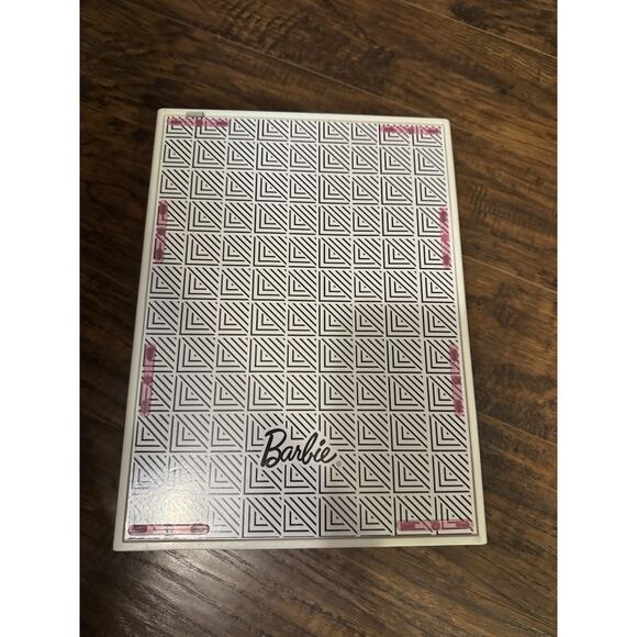 Barbie Closet Fashionistas Ultimate Portable Carrying Case Pink Mattel - Picture 4 of 4